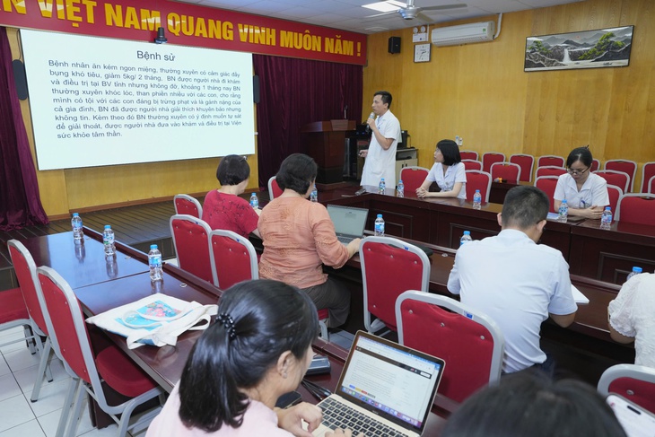 Cô đơn ở người cao tuổi: Nguy cơ âm thầm dẫn tới trầm cảm, tự sát- Ảnh 1.